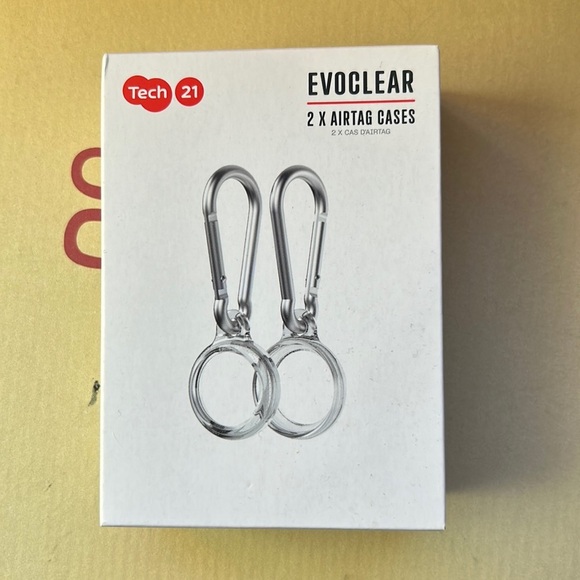 New Tech 21 Evoclear AirTag cases - Picture 1 of 4